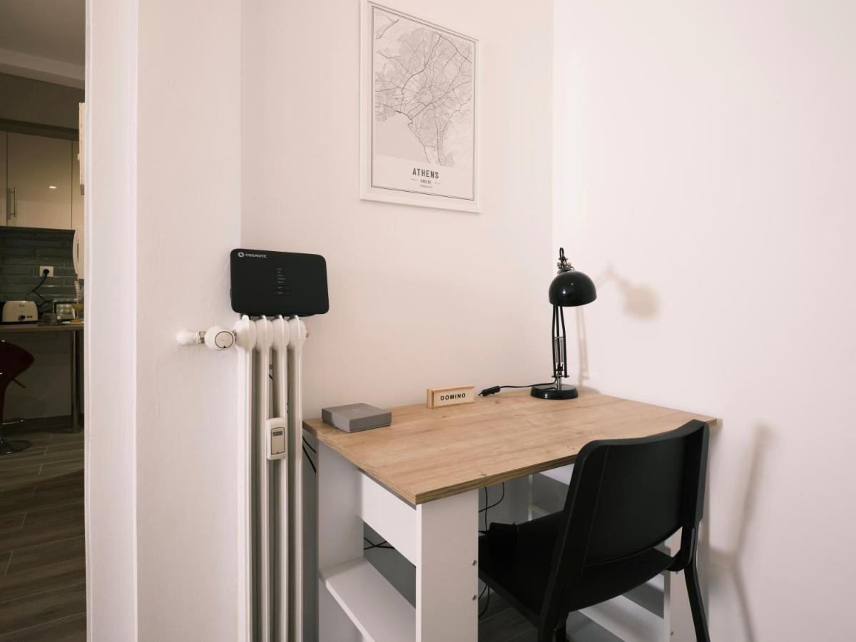 "Under The Olive Tree"- Beautiful Apartment In The Heart Of Atenas Exterior foto